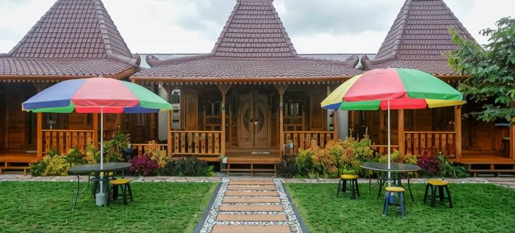 红门酒店沙利亚靠近门多罗车站沃诺索博 2(RedDoorz Syariah Near Terminal Mendolo Wonosobo 2)图片