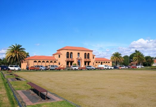 Golden Glow MotelHotel Overview