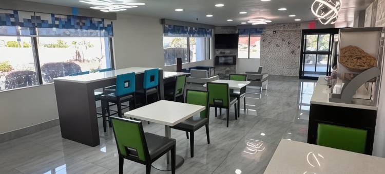 普拉特维尔蒙哥马利速8酒店(Super 8 by Wyndham Prattville Montgomery)图片