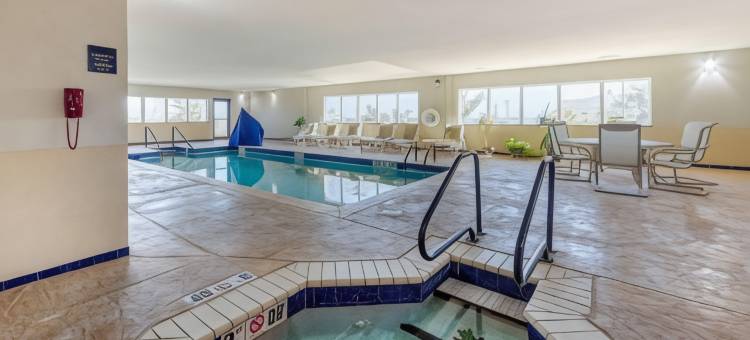 佩里I-35舒适套房酒店(Comfort Inn & Suites Perry I-35)图片