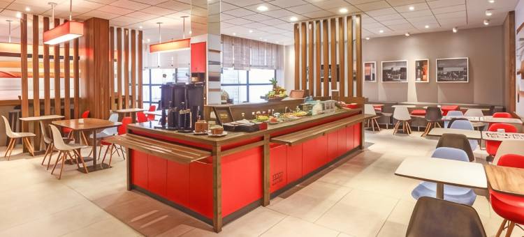 布宜诺斯艾利斯宜必思方尖碑酒店(Ibis Buenos Aires Obelisco)图片