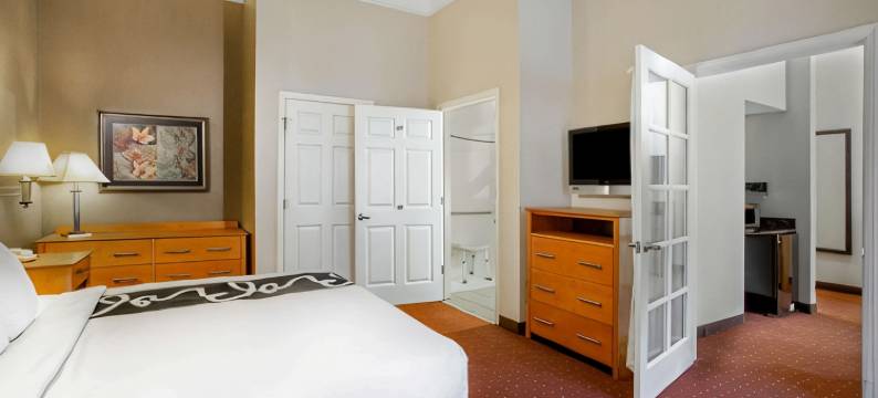 诺福克拉昆塔温德姆套房酒店(La Quinta Inn & Suites by Wyndham Norfolk)图片