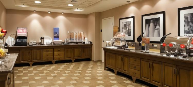 希尔顿欢朋套房酒店-费尔班克斯(Hampton Inn & Suites Fairbanks)图片