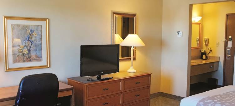 埃尔帕索西巴特利特拉昆塔温德姆套房酒店(La Quinta Inn & Suites by Wyndham El Paso West Bartlett)图片