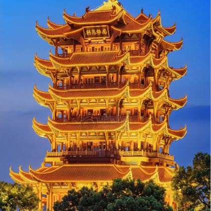 武汉黄鹤楼+武当山风景区+神农架风景区+长江三峡+三峡人家+恩施大峡谷+屏山11日10晚跟团游