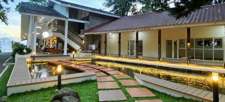 贾蒂卢尔山谷度假村(Jatiluhur Valley Resort)图片