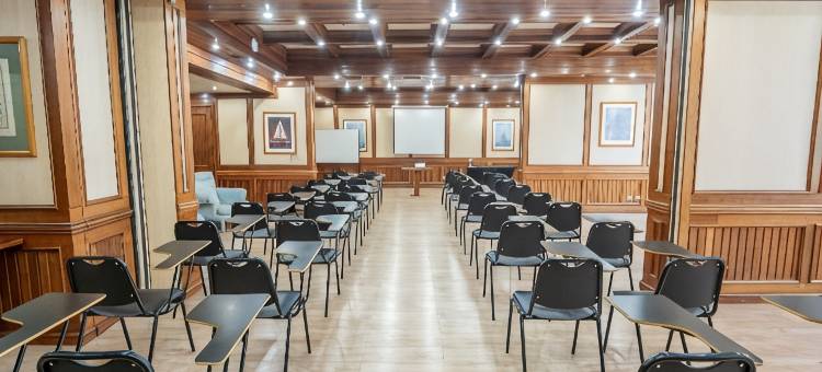 蒙特港阿巴总统套房公寓酒店(Abba Presidente Suites Puerto Montt)图片