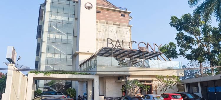 苏卡布米阳台酒店(Balcony Hotel Sukabumi)图片
