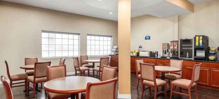 圣安东尼奥戴斯酒店-近嘉年华公园(Days Inn by Wyndham San Antonio Near Fiesta Park)图片