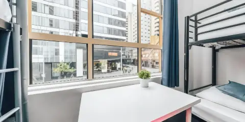 迷宮背包客旅館