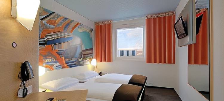 伯布林根B&B酒店(B&B HOTEL Böblingen)图片