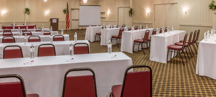 三角-提科华美达酒店(Ramada by Wyndham Triangle/Quantico)图片