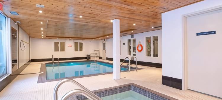 卡尔加里南珊德曼套房酒店(Sandman Hotel & Suites Calgary South)图片