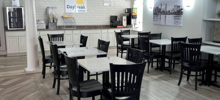 西伯明翰戴斯酒店(Days Inn by Wyndham Birmingham/West)图片