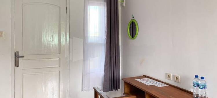 RedDoorz @ Pantai Sayangheulang图片