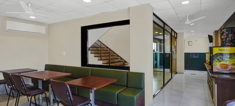 苏拉特哈兹拉绿色客房酒店(Greenotel Rooms Hazira, Surat)图片