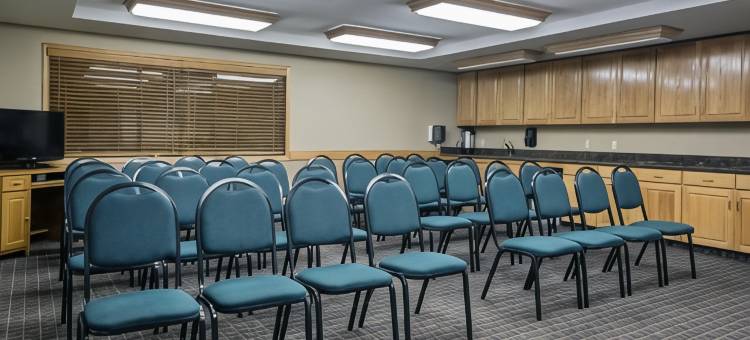 爱荷华瀑布市美吟温德姆酒店(AmericInn by Wyndham Iowa Falls)图片