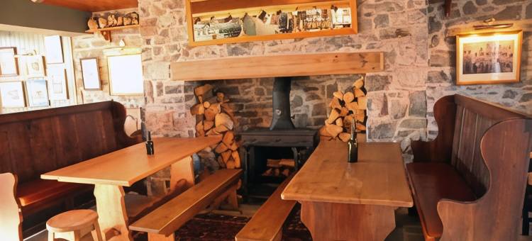 艾尔斯奇恩阿姆斯宾馆(The Erskine Arms)图片