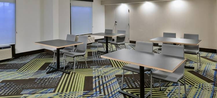 Holiday Inn Express 温斯顿塞勒姆市中心西(Holiday Inn Express Winston-Salem Medical Ctr Area)图片