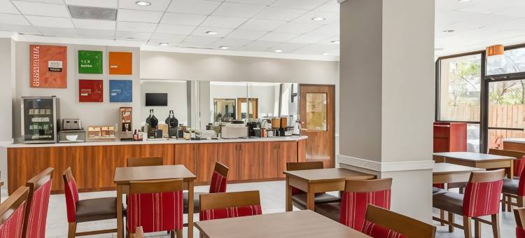 康福特套房布什洲际机场酒店(Comfort Suites Bush InterContinental Airport)图片