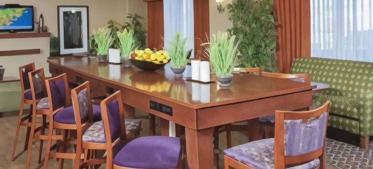 希尔顿欢朋酒店-马科姆(Hampton Inn Macomb)图片