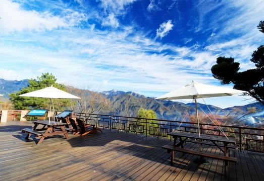 Lishan Guest House Hotel Overview