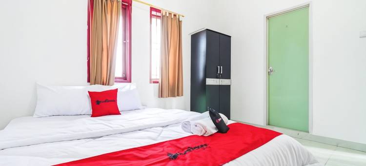 红多兹酒店-帕穆朗大学(RedDoorz Near Universitas Pamulang)图片