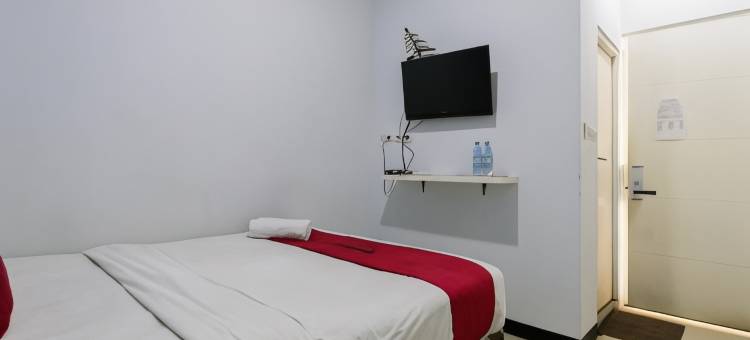 红多兹酒店@唐格朗斯特拉拉亚大道花园(RedDoorz @ Garden Boulevard Citra Raya Tangerang)图片