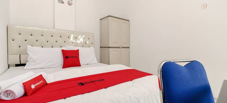 OYO 3420亚历克斯青年旅馆(RedDoorz Near Jalan MP Mangkunegara Palembang)图片