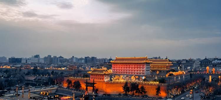 万蒙假日酒店(西安钟鼓楼永宁门地铁站店)图片