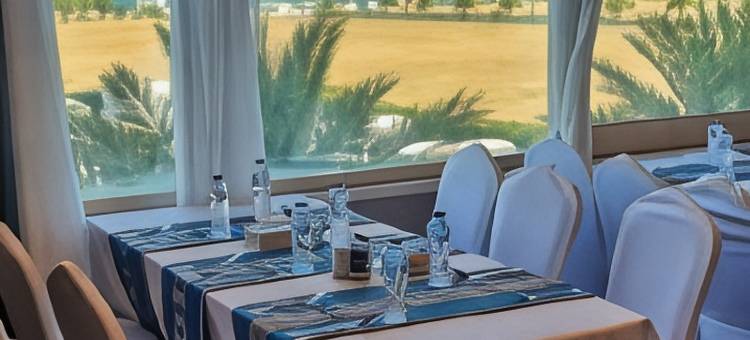 阿尔科巴尔郁锦香酒店(Golden Tulip Al Khobar)图片