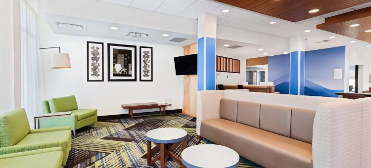 尼斯维尔-艾格林地区智选假日套房酒店(Holiday Inn Express & Suites Niceville - Eglin Area)图片