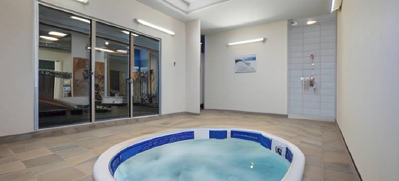 韦伯恩旅馆(Travelodge Hotel by Wyndham Weyburn)(Travelodge Hotel by Wyndham Weyburn)图片