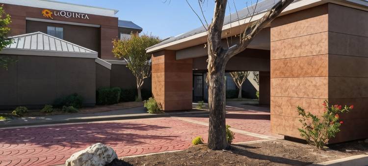 圆石城北拉昆塔温德姆套房酒店(La Quinta Inn & Suites by Wyndham Round Rock North)图片