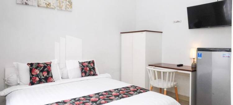 优佳11号精品清真米特拉红门酒店-靠近日惹加查马达大学(Just 11 Boutique Syariah Mitra RedDoorz Near Ugm Yogyakarta)图片