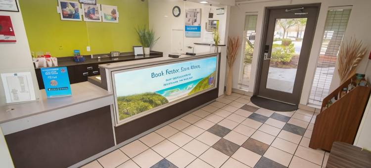 科勒尔斯普林斯福特拉得乐6号酒店(Studio 6 Coral Springs, FL - Fort  Lauderdale)图片