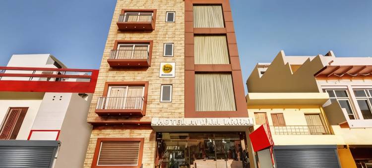 Itsy酒店安娜丽宫500，距离马图拉火车站米(Itsy Hotels Anjali Mahal 500, Mtrs from Mathura Railway Station)图片