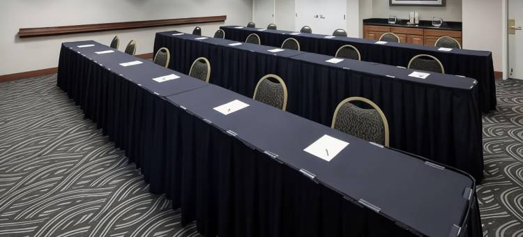 达文波特欢朋套房酒店(Hampton Inn & Suites Davenport)图片