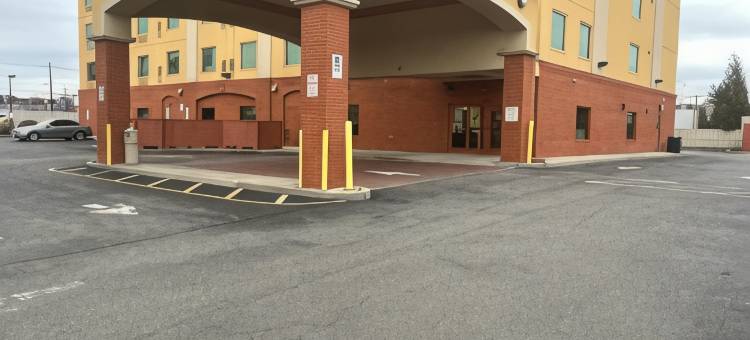 Spark by Hilton Rahway图片