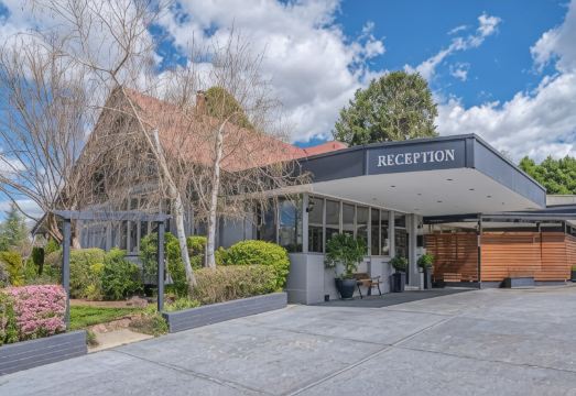 Cotswold GardensHotel Overview