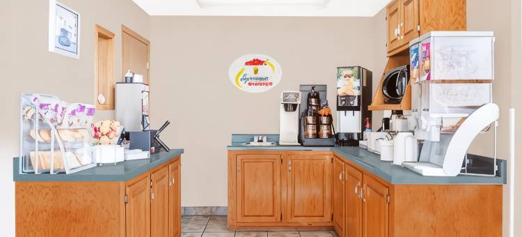 玻利瓦尔速8酒店(Super 8 by Wyndham Bolivar)图片