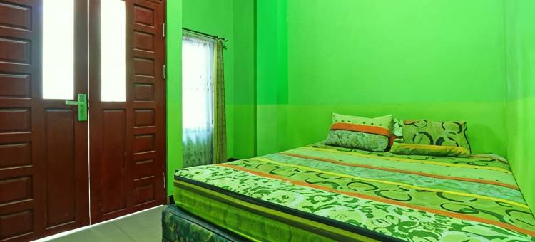 彭吉那潘坎里纳伊斯兰酒店(Penginapan Qarina  Syariah Banjarbaru)图片