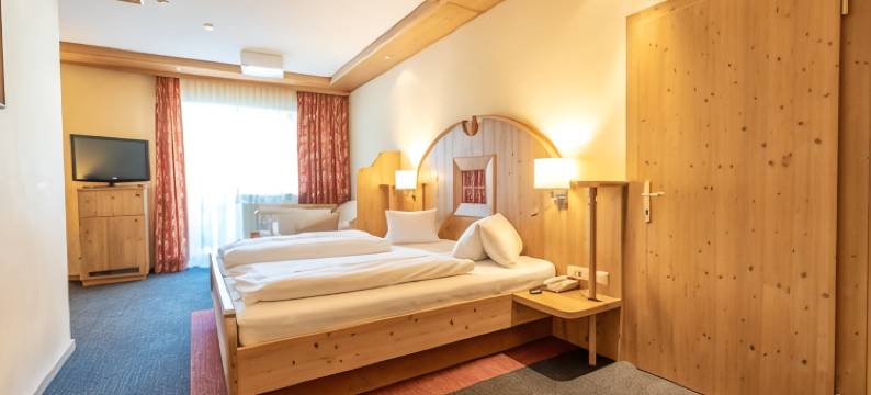 哈赫钦霍夫全景酒店(Alpin Panoramahotel Lärchenhof)图片