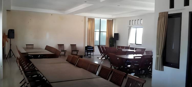 庞岸达兰世纪酒店(Century Hotel)图片