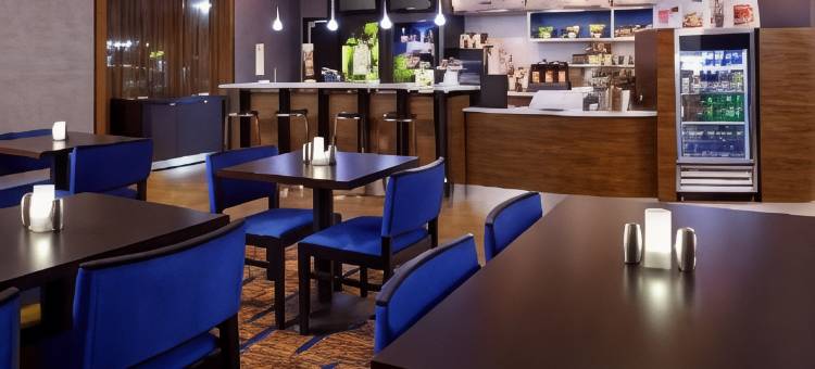 纽瓦克格兰维尔万怡酒店(Courtyard Newark Granville)图片