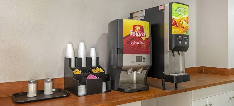 克莱蒙北部的罗德威旅馆(Rodeway Inn Clermont North)图片