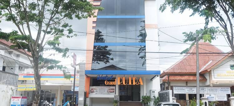 Hotel Grand Putra Syariah Kebumen图片