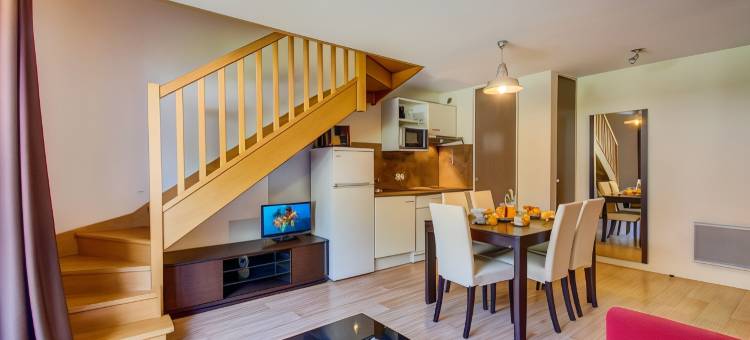 瓦坎斯尔达科西巴乐康酒店(Vacancéole - Résidence les Balcons d'Aix)图片