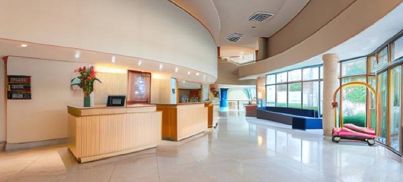 Mai Beach Class会议酒店(Beach Class Convention by Mai)图片