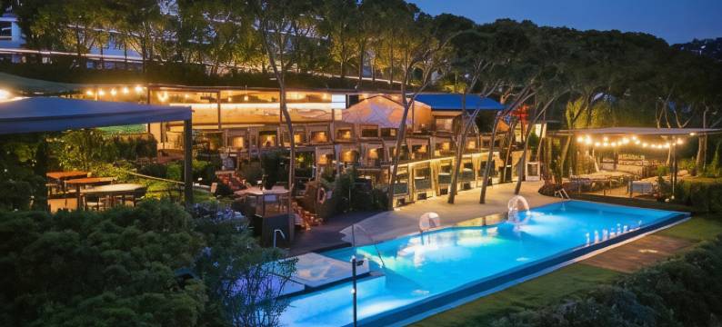 阿拉布里加之家套房酒店(Alàbriga Hotel & Spa GL)图片